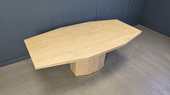 Image 1 of Table de salle à manger vintage en travertin et laiton