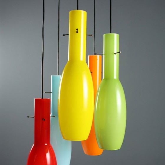 Image 1 of Suspension des années 1960 en verre coloré