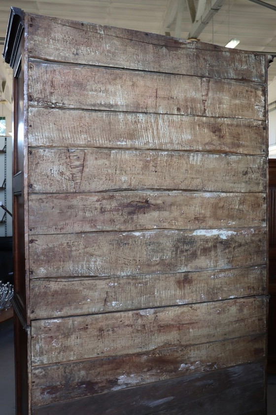 Image 1 of Raro armario antiguo en madera de álamo, Italia Mediados del siglo XVIII