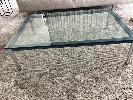 Table basse Cassina Le Corbusier LC 10 en gris-bleu