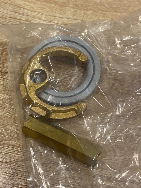 Image 1 of Hansgrohe Focus E. Originele wastafelmengkraan Nieuw