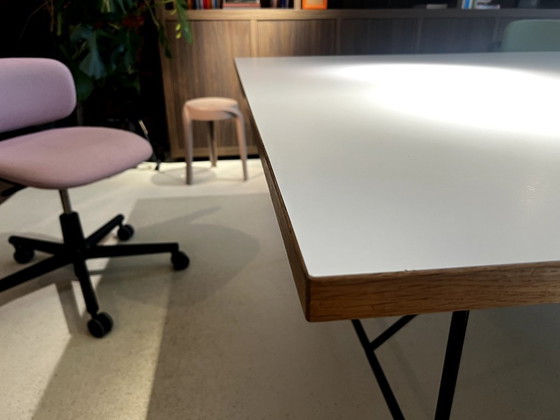 Image 1 of Mesa Eiermann de Richard Lampert