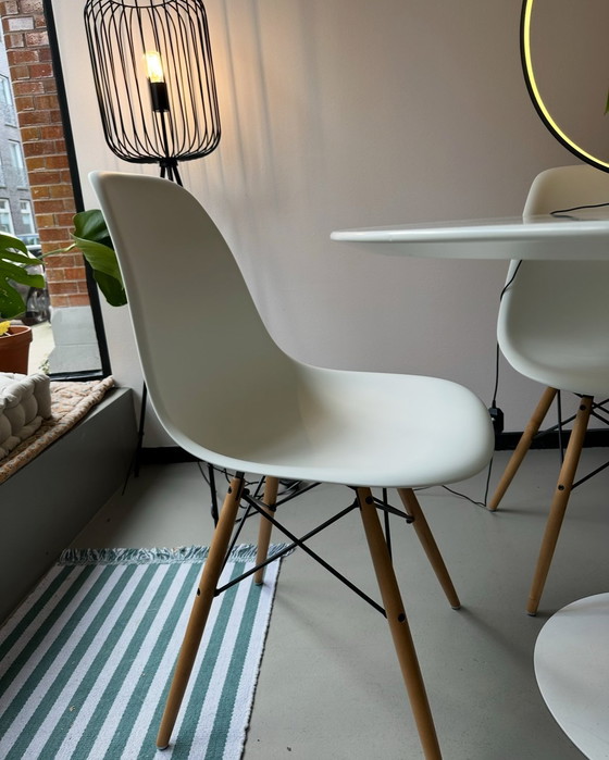 Image 1 of 4 x Vitra Eames DSW - Ahorn weiß