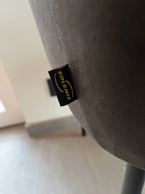 Image 1 of 8 Samt-Esszimmerstühle