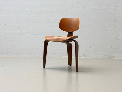 Three-legged chair SE 42 by Egon Eiermann for Wilde & Spieth, 1950s