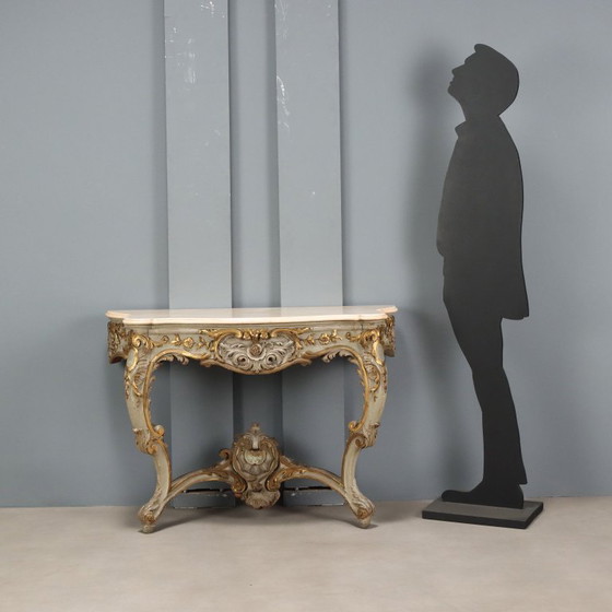 Image 1 of Console table in carved, gilded and lacquered wood