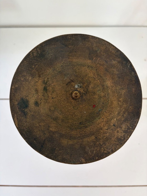 Image 1 of Portacandele brutalista in bronzo – Design scultoreo traforato, anni '50/'60