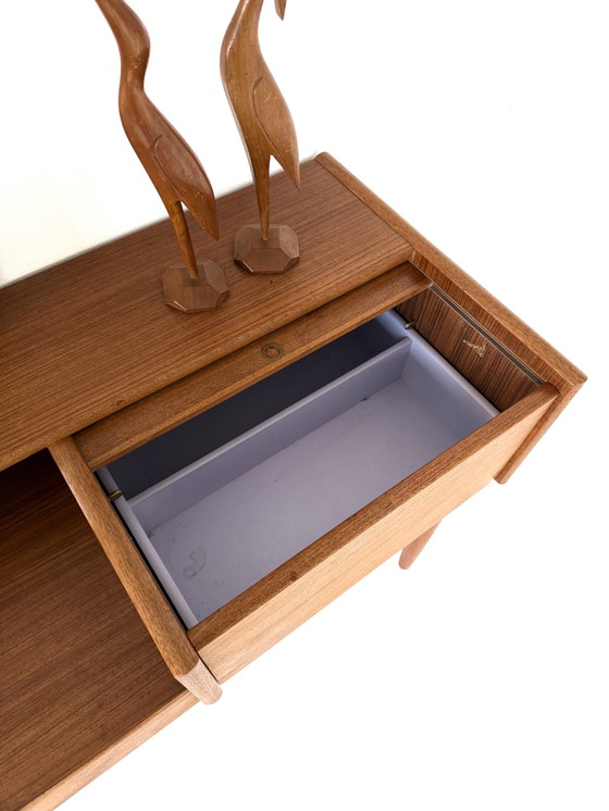 Image 1 of Coiffeuse vintage en teck, Melvin Mikkelsen Furniture '60