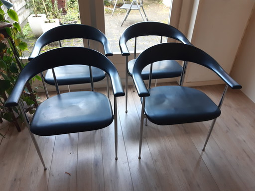 4 sedie Fasem di Giancarlo Vegni & Gianfranco Gualtierot