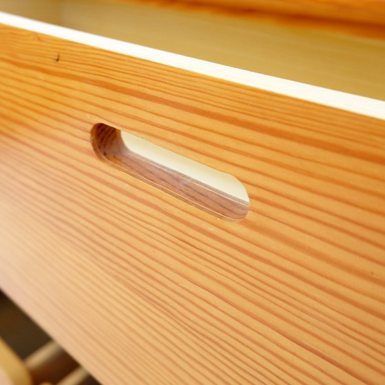 Image 1 of Vintage grenen ladekast uit 1980