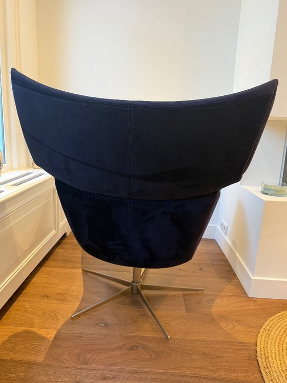 Fauteuil et repose-pieds BoConcept Imola par Henrik Petersen - Velours bleu foncé – Metal, Velvet (photo 5 of 17)