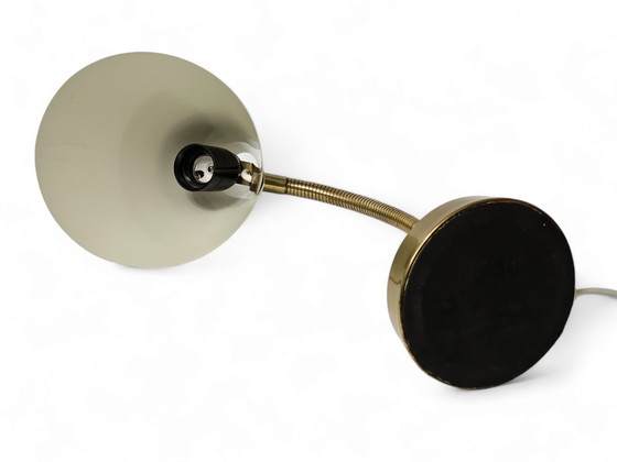 Lampada da tavolo bianca, anni '50 – Lampade da tavolo, Metallo, Ottone (photo 5 of 8)
