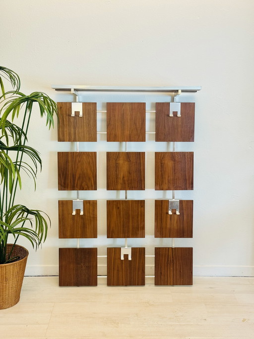 Vintage Wandgarderobe 1960er Jahre Teakholz mit Chrom