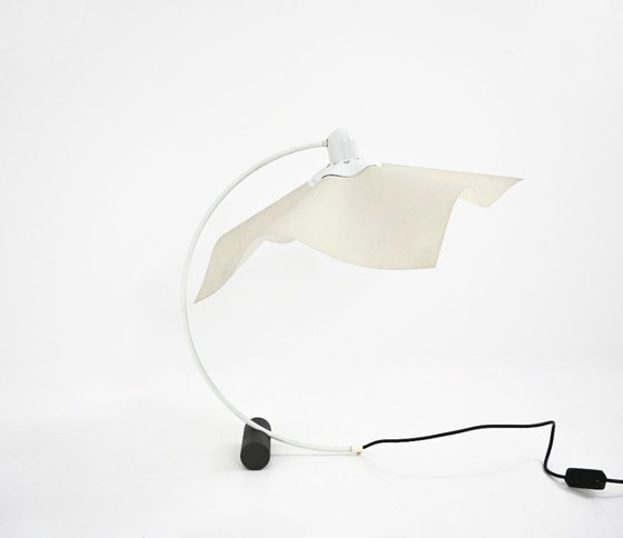 Image 1 of Lampada da tavolo Area Curvea di Mario Bellini per Artemide, anni '70