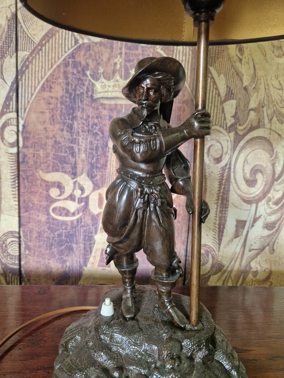 Image 1 of Belle lampe de mousquetaire ancienne