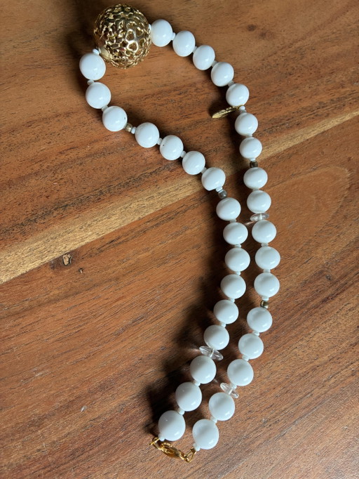 New short necklace with white vintage beads and gold-colored ornament 42 cm