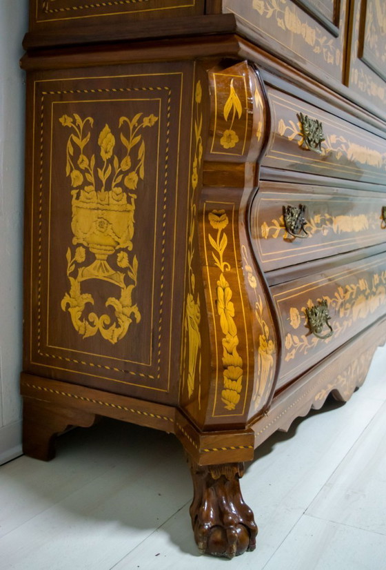 Image 1 of Trumeau holandés del siglo XX de nogal con incrustaciones de arce, Países Bajos, 1950