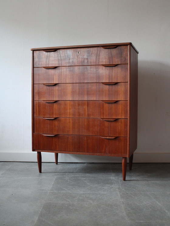 Image 1 of Vintage Danish teak chest of drawers, wide!