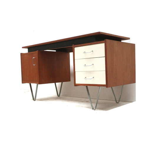 Vintage Bureau Gemaakt Door Tijsseling Nijkerk In De Jaren ’60