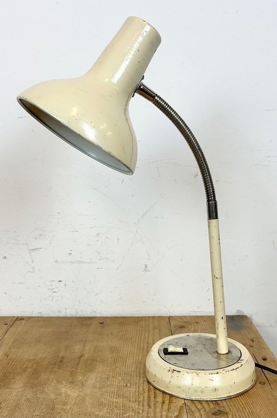 Image 1 of Beige Industrial Gooseneck Table Lamp, 1960s