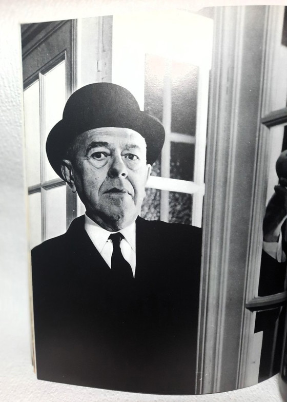 Image 1 of (W034) Uniek kunstboek René Magritte – Taschen 1985, surrealistische klassieker