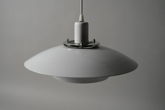 Eglo Multi-Shade Tiered Pendant Lamp, White Lacquered, Scandinavian Modern Lighting. – Metal (photo 7 of 10)