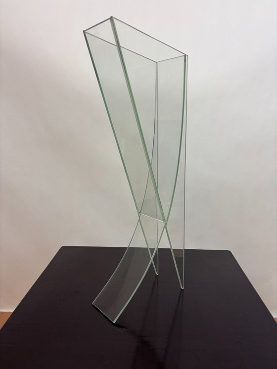 Image 1 of Jarrón de vidrio curvo de los años 80