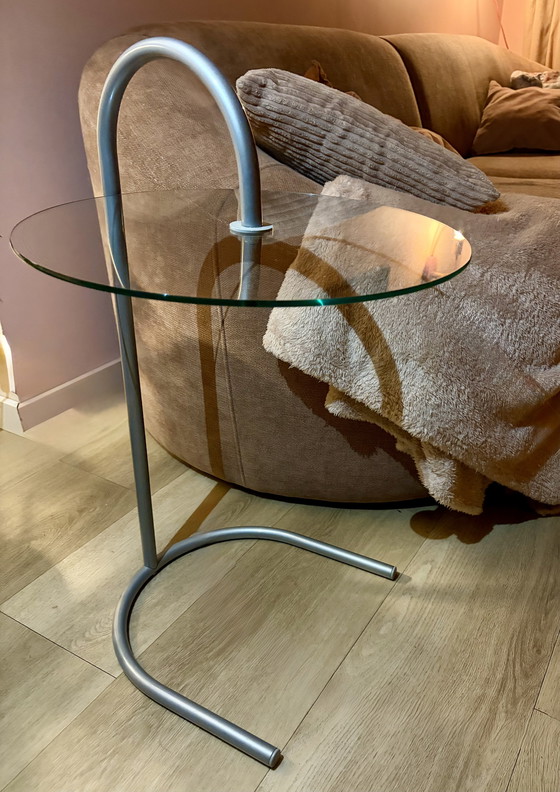 Image 1 of Mesa auxiliar 'Ry' de Ikea - Diseño de los 80