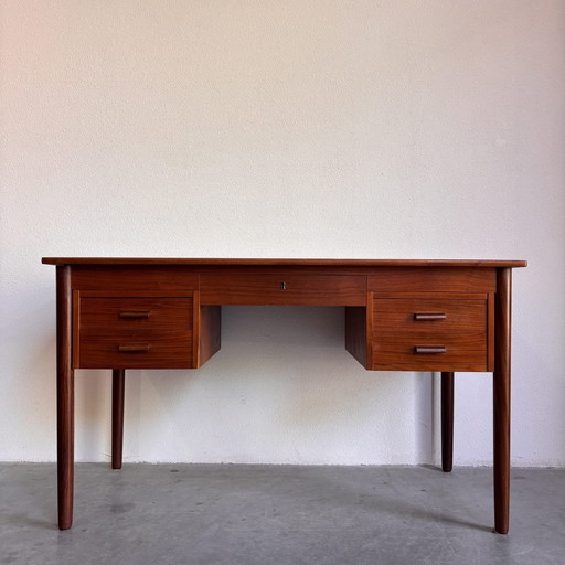 Vintage Deens bureau teak
