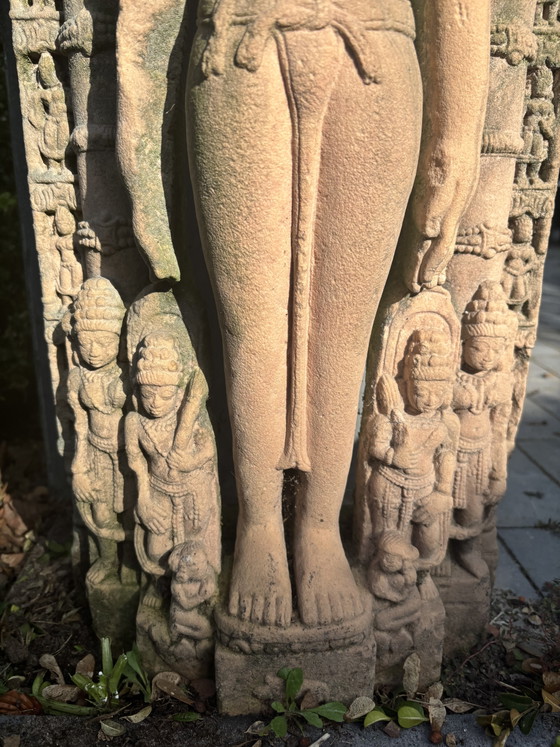 Large Sandstone Relief / Sculpture, Jain Tirthankara Style (80 cm), Beige (photo 3 of 7)