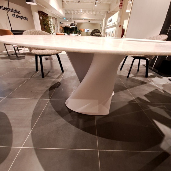 Image 1 of Table de salle à manger MDF italia S-Table - Ø156