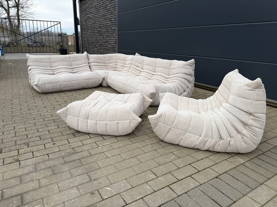 Image 1 of Set completo Togo Ligne Roset in velluto a coste beige, condizioni 10/10!