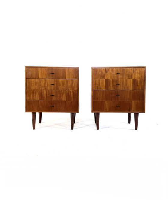 Image 1 of Ensemble de 2 commodes/tables de chevet danoises vintage des années 1960