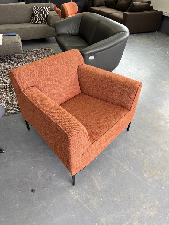 Image 1 of Poltrona Bloq di Design on Stock