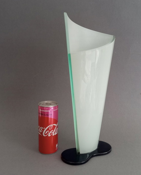 Image 1 of Ettore Sottsass vase en verre postmoderne "Lui" 1990 RSVP Italia Sottsass Associati