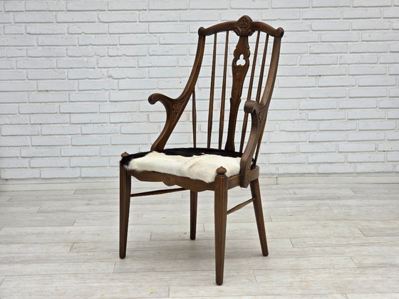 Image 1 of Deense fauteuil met hoge rugleuning, opnieuw bekleed, meubels koeienhuid, eiken.