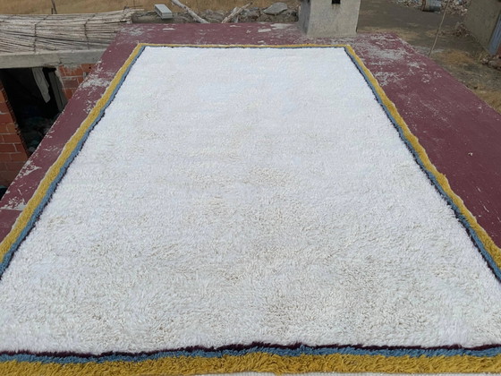 Large Moroccan Berber rug in cream 400x250 cm, yellow and blue border, Rugs & carpets, Wool, Cotton, Bohemian (photo 8 of 9)