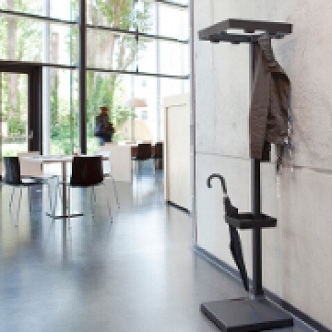 Corner Guy Coat Rack Ineke Hans/ Van Esch – Aluminium (photo 4 of 5)