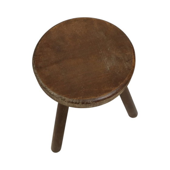 Image 1 of Alter rustikaler Dreibeinhocker
