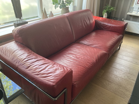 Image 1 of Hermoso sofá Natuzzi rojo burdeos