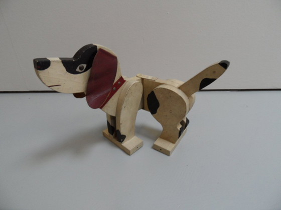Image 1 of chiens en bois vintage