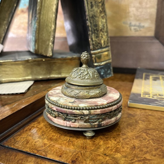 Image 1 of Tintenfass Napoleon III., Marmor und Bronze, 19. Jahrhundert – Frankreich
