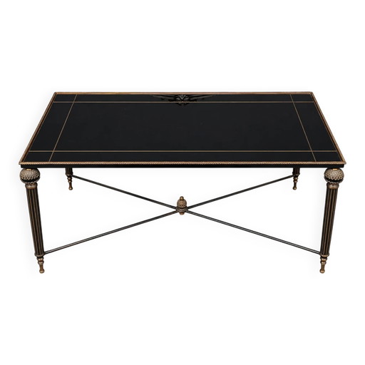 Table basse néoclassique française vintage.