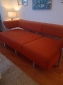 Divano arancione vintage