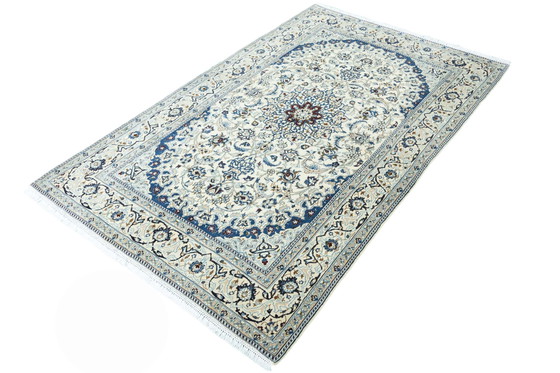 Image 1 of Hand-knotted Nain carpet with silk - 257 X 160 Cm