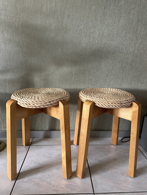 Sgabelli in pino scandinavo