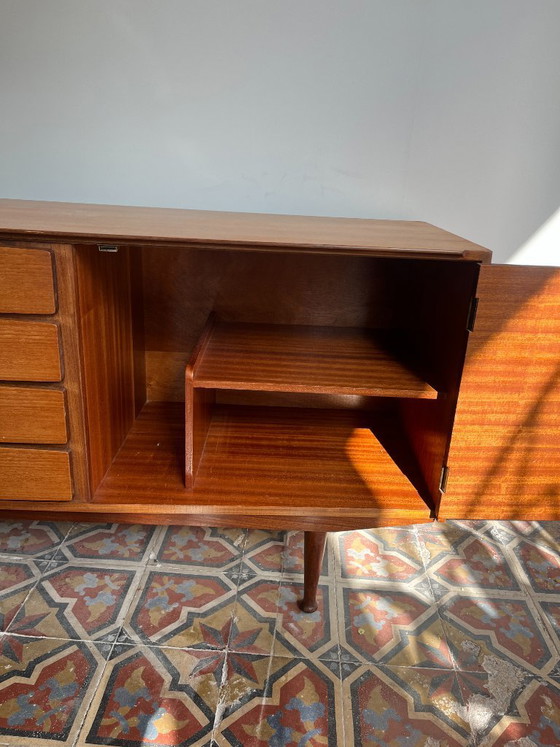 Image 1 of Aparador Mercedes, Reino Unido, años 60