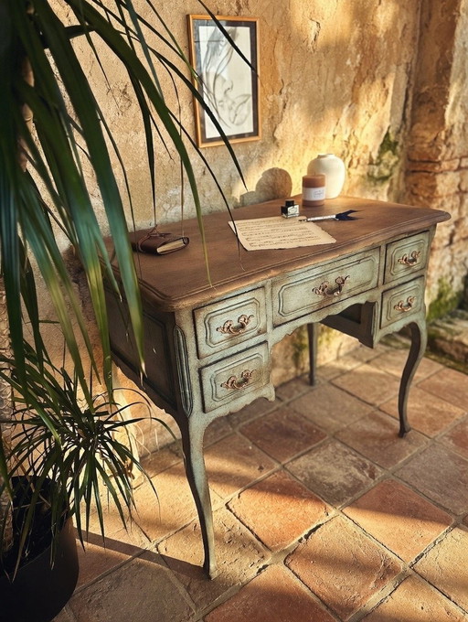 Antiker Schreibtisch mit Patina – Toskana, Unikat
