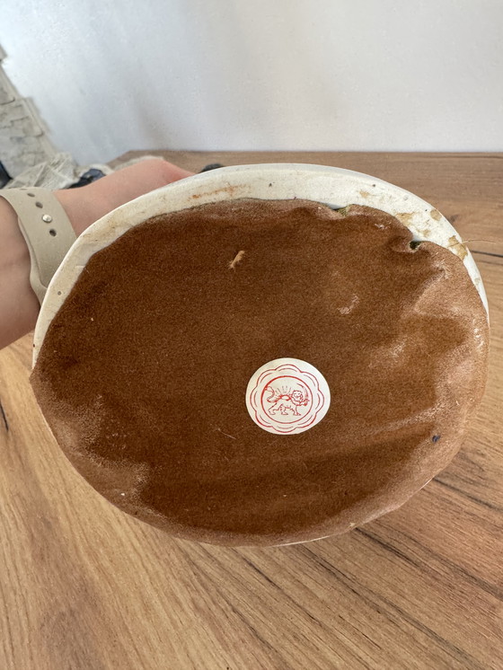 Image 1 of Vintage sculptuur van een vrouw met een pauw