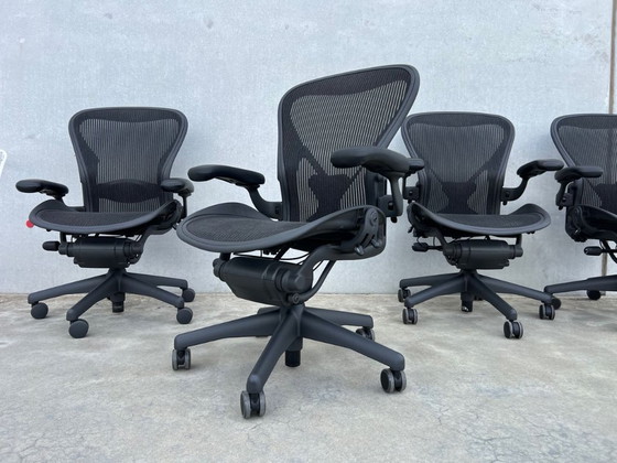 Image 1 of 4x sedie girevoli Herman Miller Aeron modello B